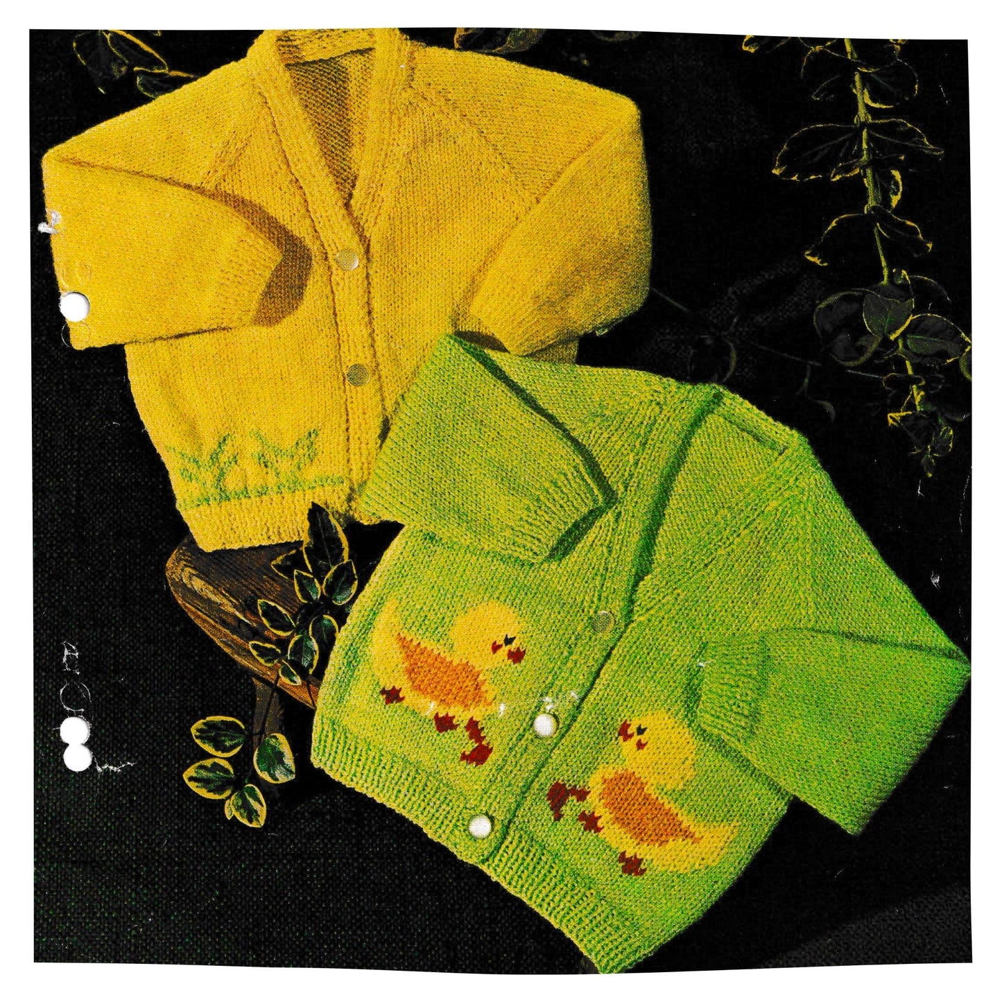 Baby Cardigan with Duck Motif in DK Yarn